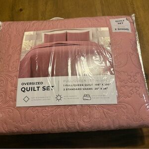 Pink Oversized Quilt Set